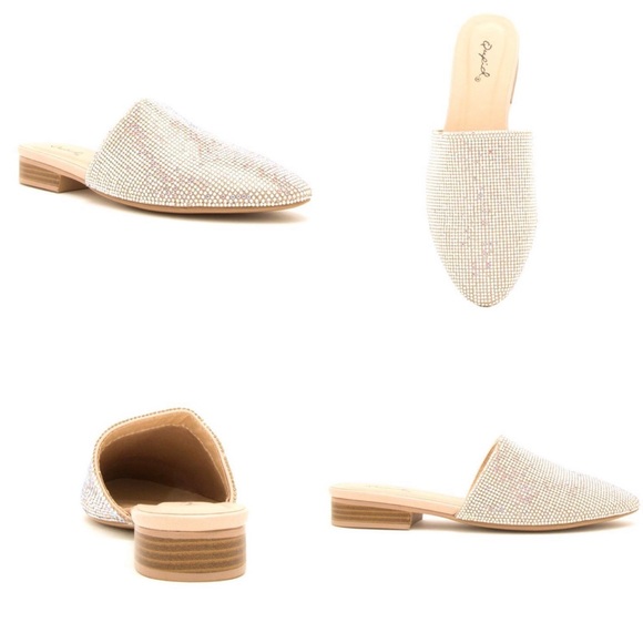 ✨LAST PAIR! Nude Crystal Pointed Mule Flats - Picture 3 of 3